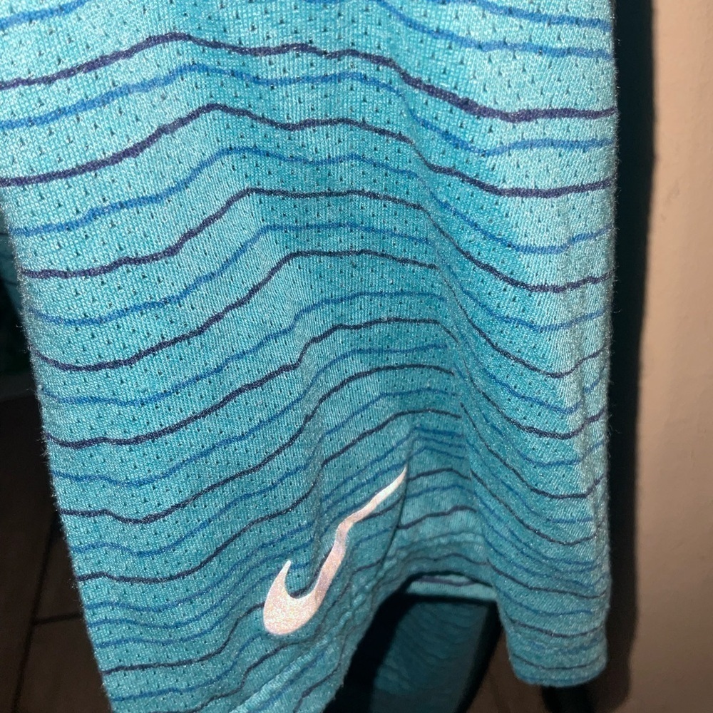 Men’s used Nike running blue striped dri fit shirt size XL - Picture 4 of 4